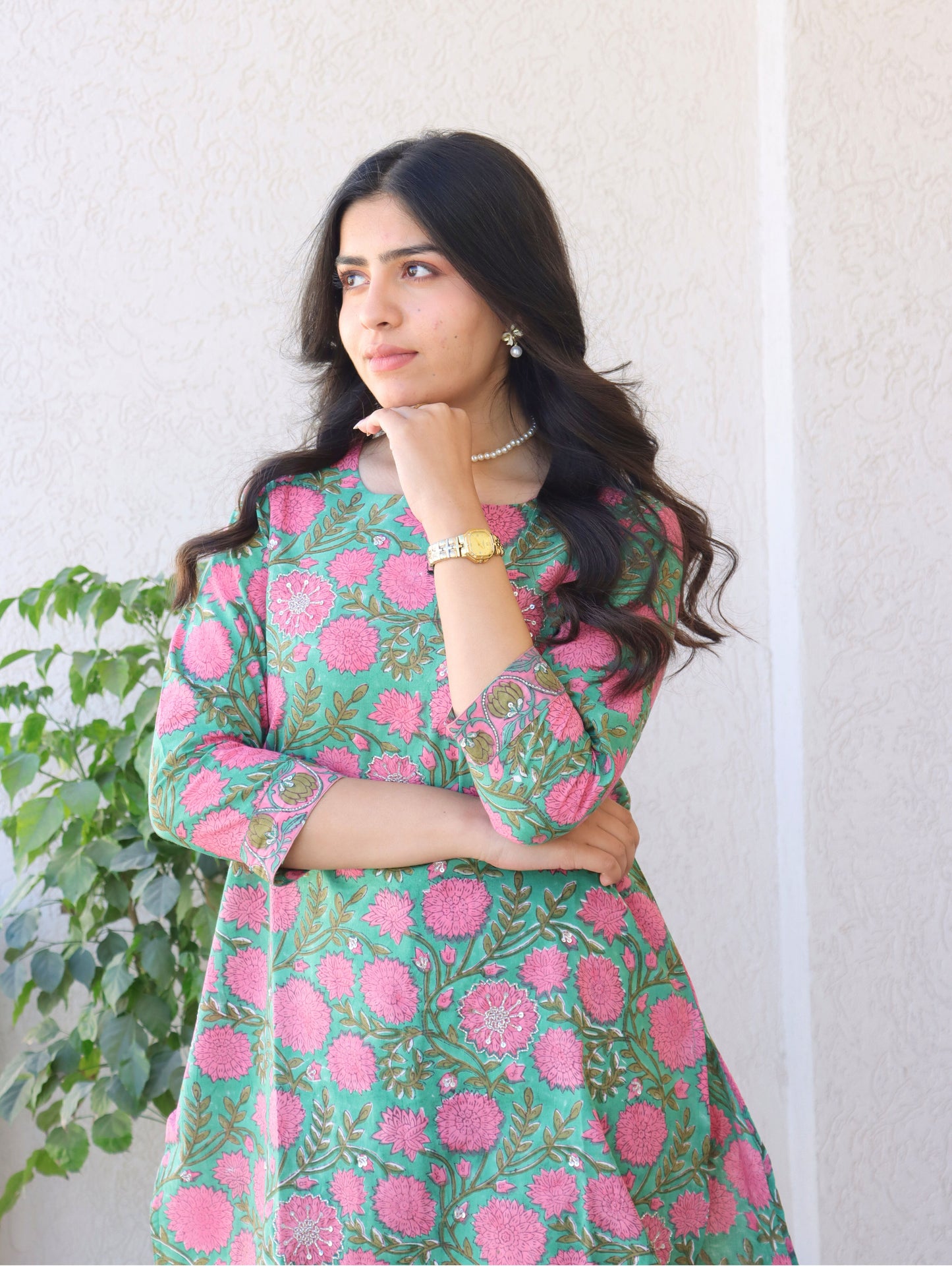 Pink Chrysanthemum A-Line Kurta Set with Side Slits